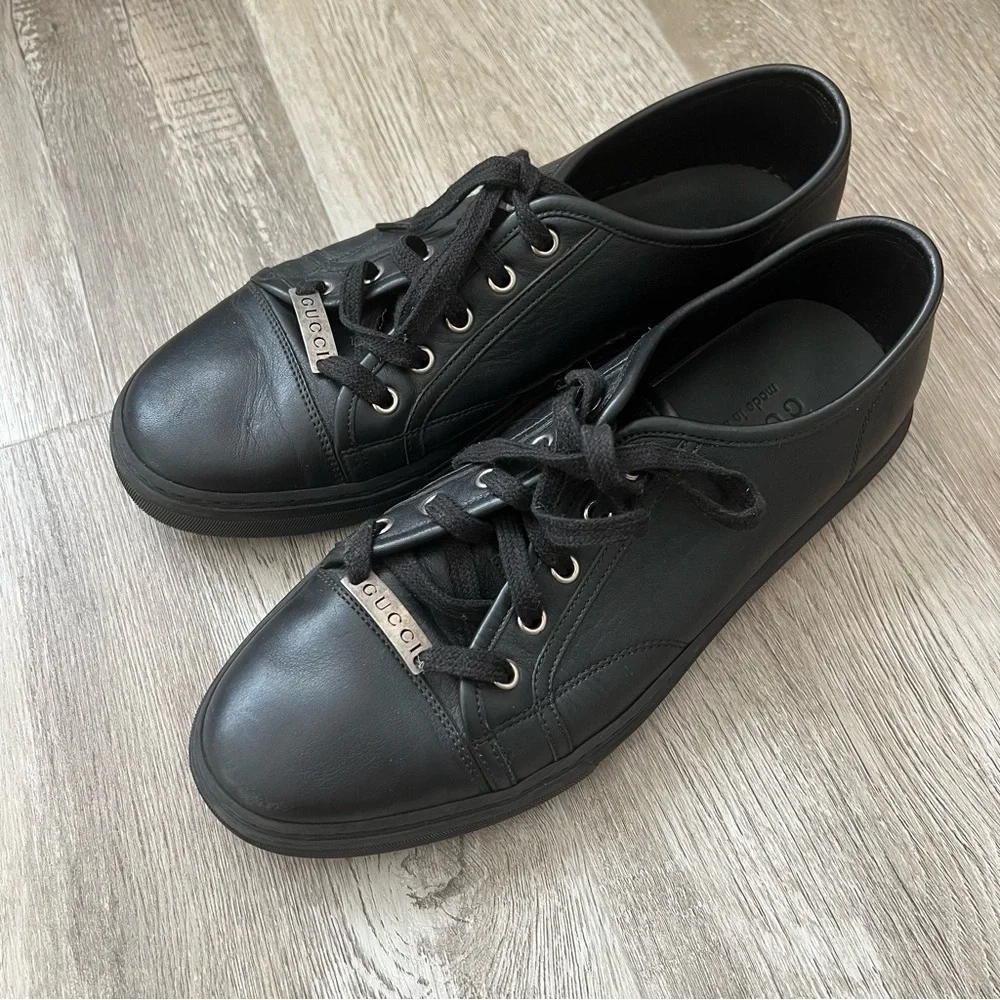 Gucci classic leather low top sneakers